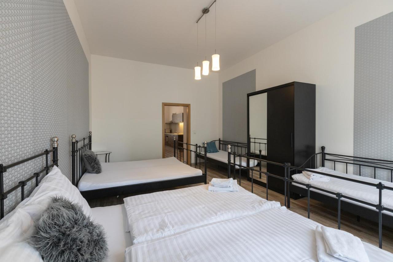 Hotel apartamentowy Wenceslas Square 3*