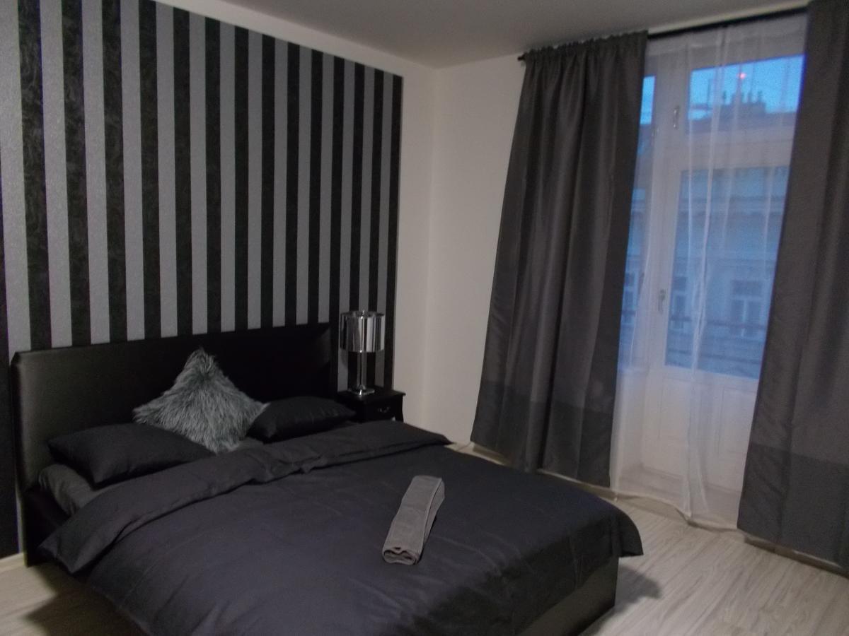 Hotel apartamentowy Wenceslas Square Praga